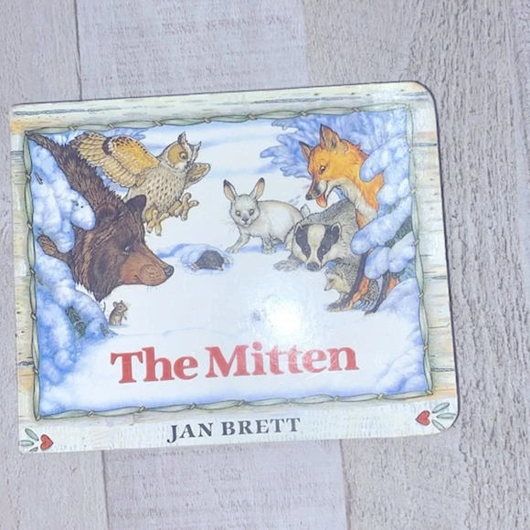 The Mitten hardback kids book - Picture 2 of 10